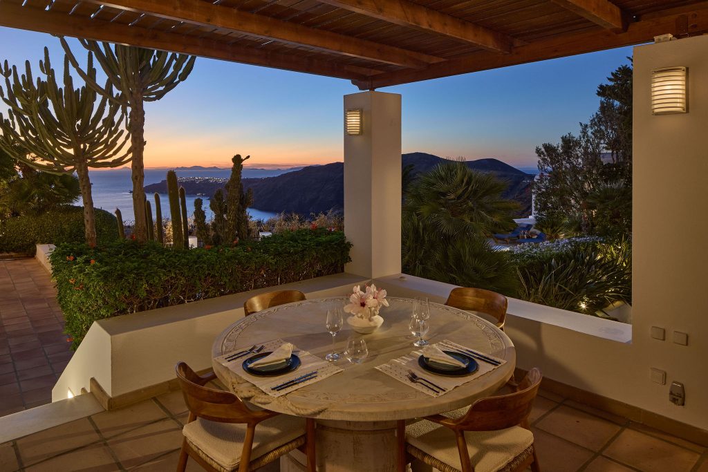 Outdoor Dining Santorini Exceptional Villas